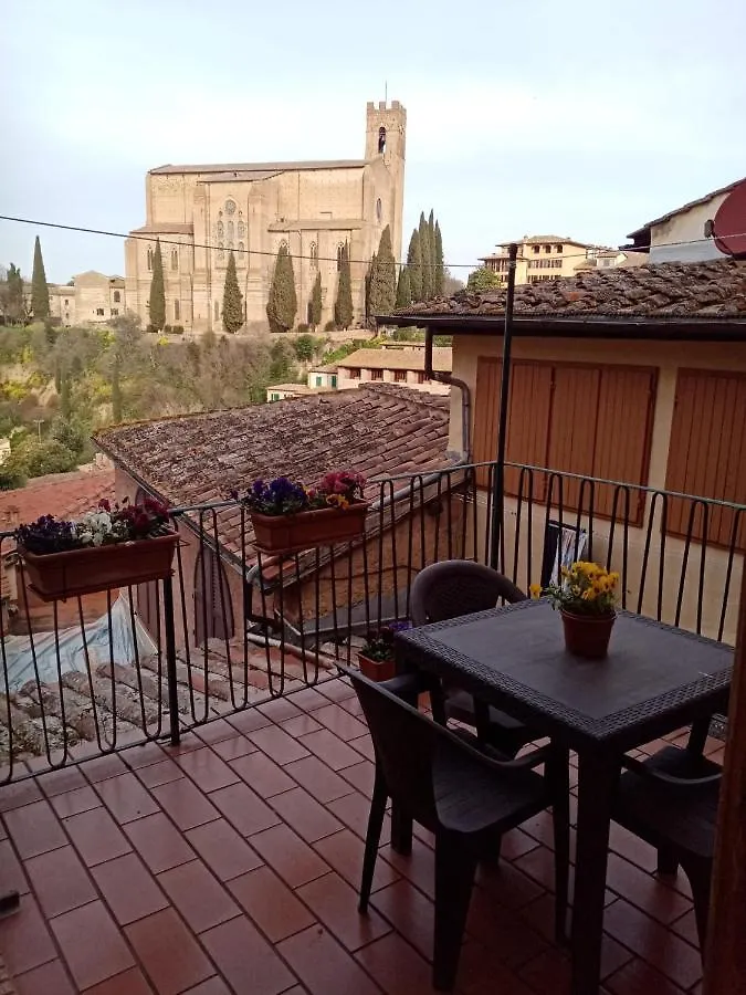 Viola'S Apartment Siena Italy